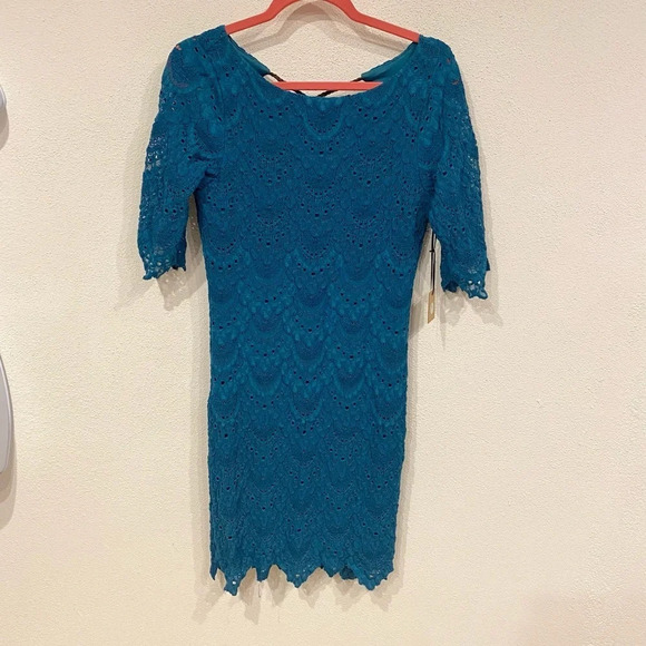 NWT Nightcap Priscilla Lace Backless Dress Size 4 - Picture 2 of 4